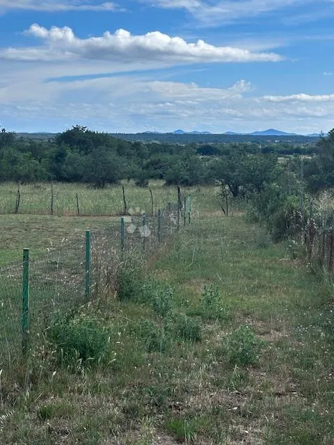 više građevinskih zemljišta poljice (parcelirano) - slika 5