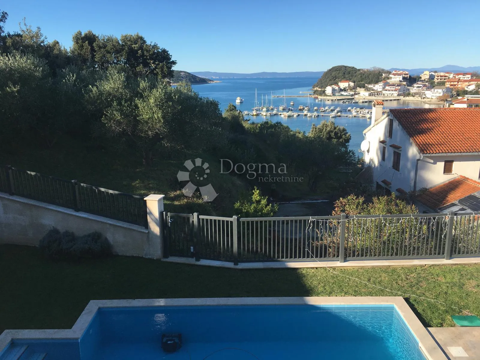 ekskluzivna kuća svega 70 m od pješčane plaže, otok rab - slika 34