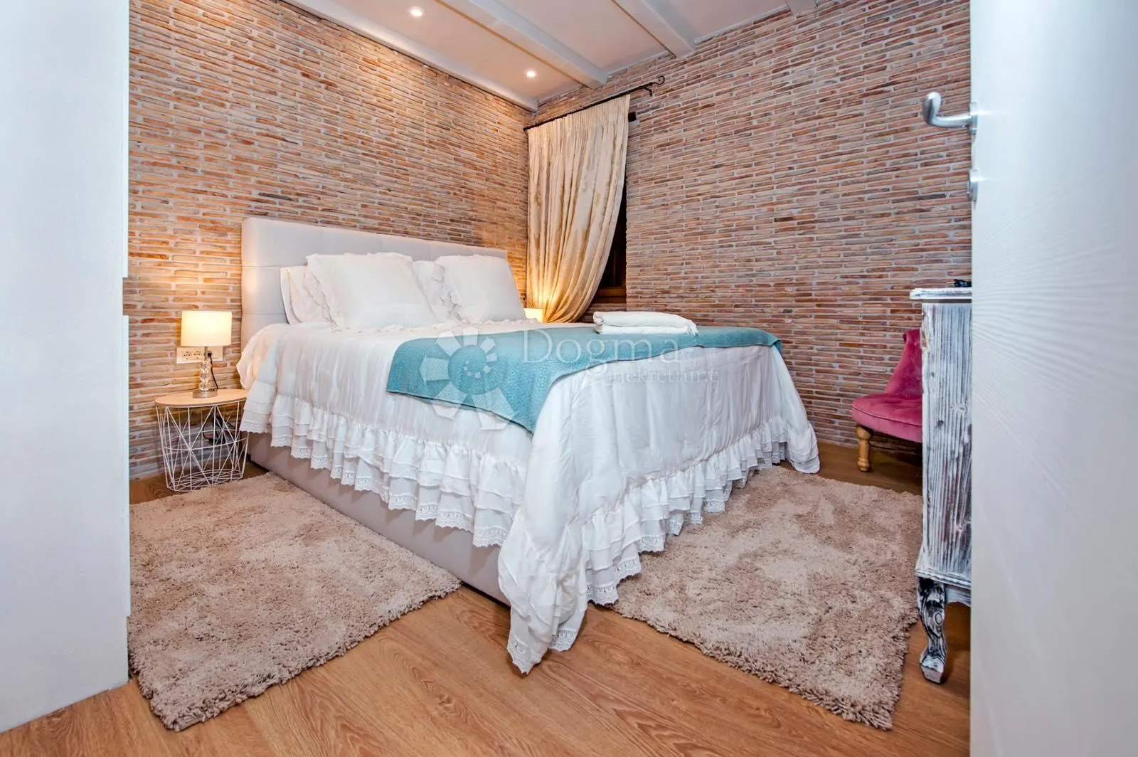 prilika! jednosoban stan 40 m² u centru rovinja - slika 8