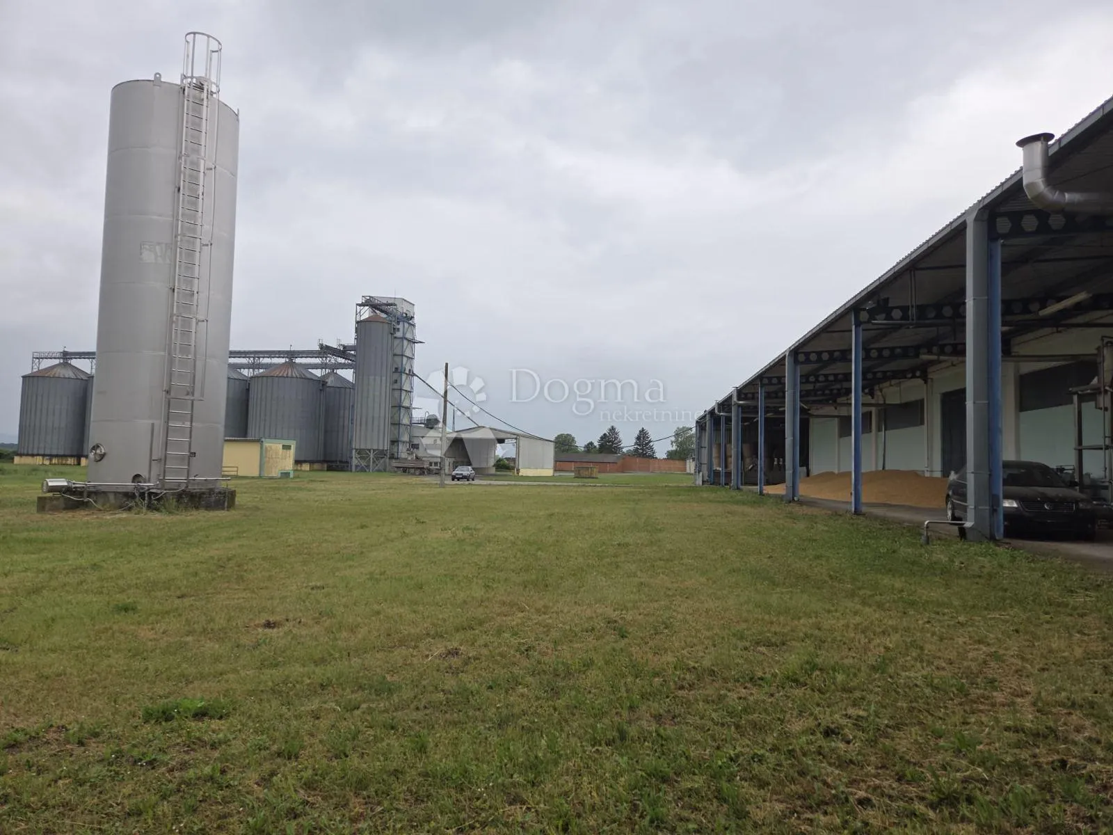 poslovno-industrijski kompleks za najam! - slika 5