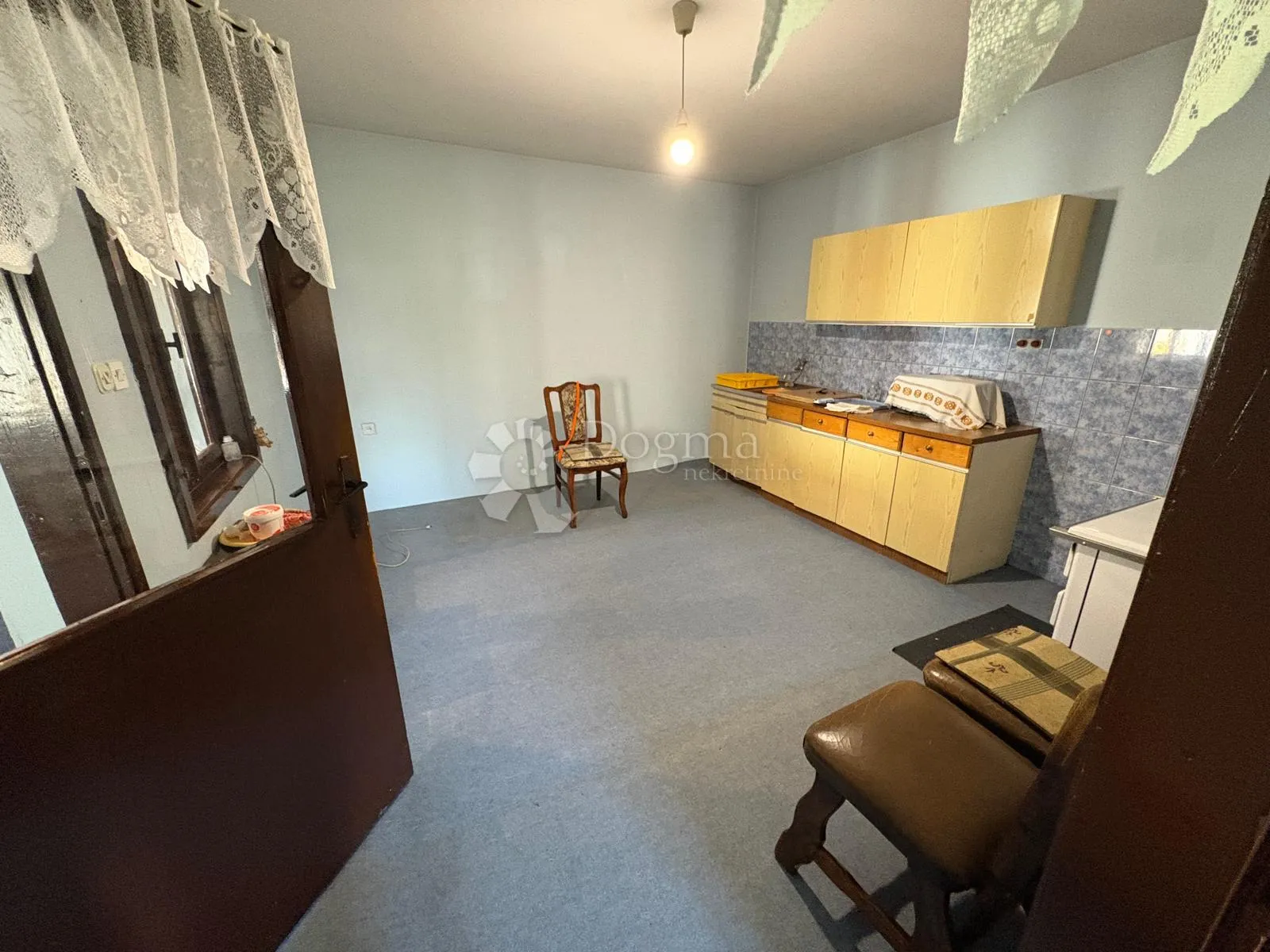 prekrasna mala kućica u bršadinu - slika 17