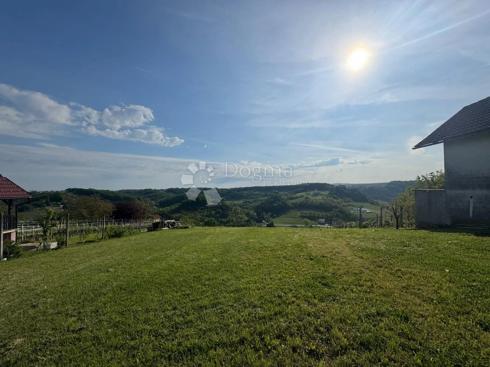 Pogled koji osvaja – zemljište s panoramom Čeva i Ivanščice - Beletinec, Sveti Ilija
