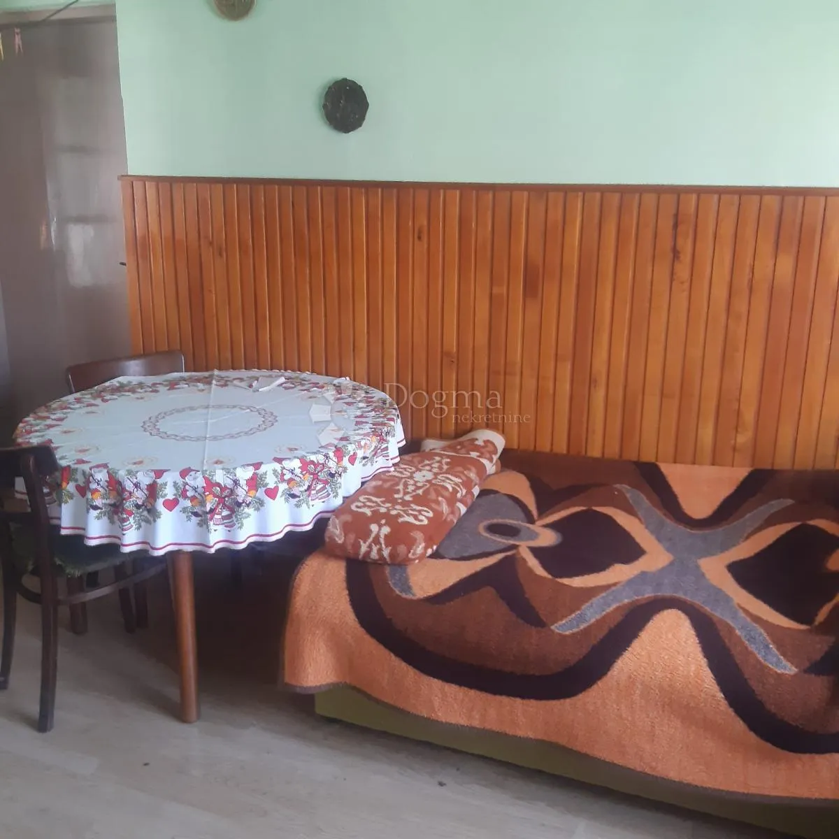kuća sa okućnicom i zemljištem u oštarijama - slika 8