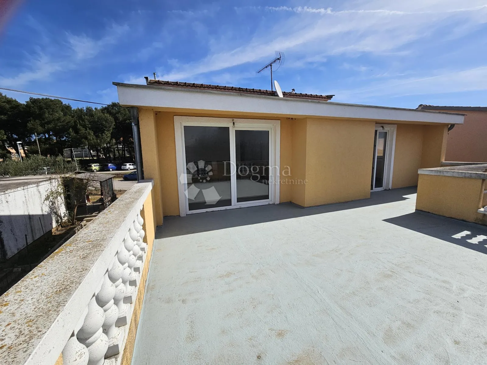 apartmanska kuća u pakoštanima - slika 38