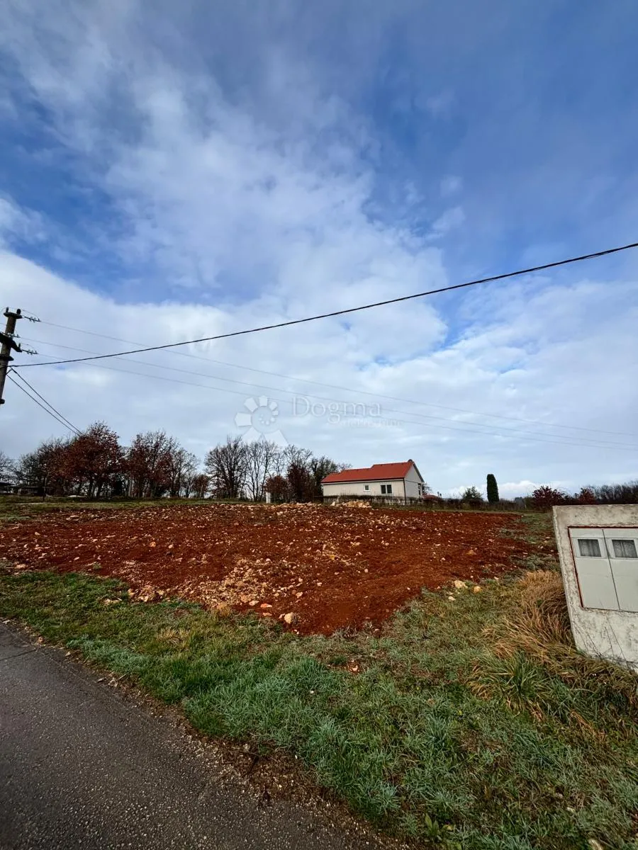 građevinsko zemljište sa građevinskom dozvolom - slika 3