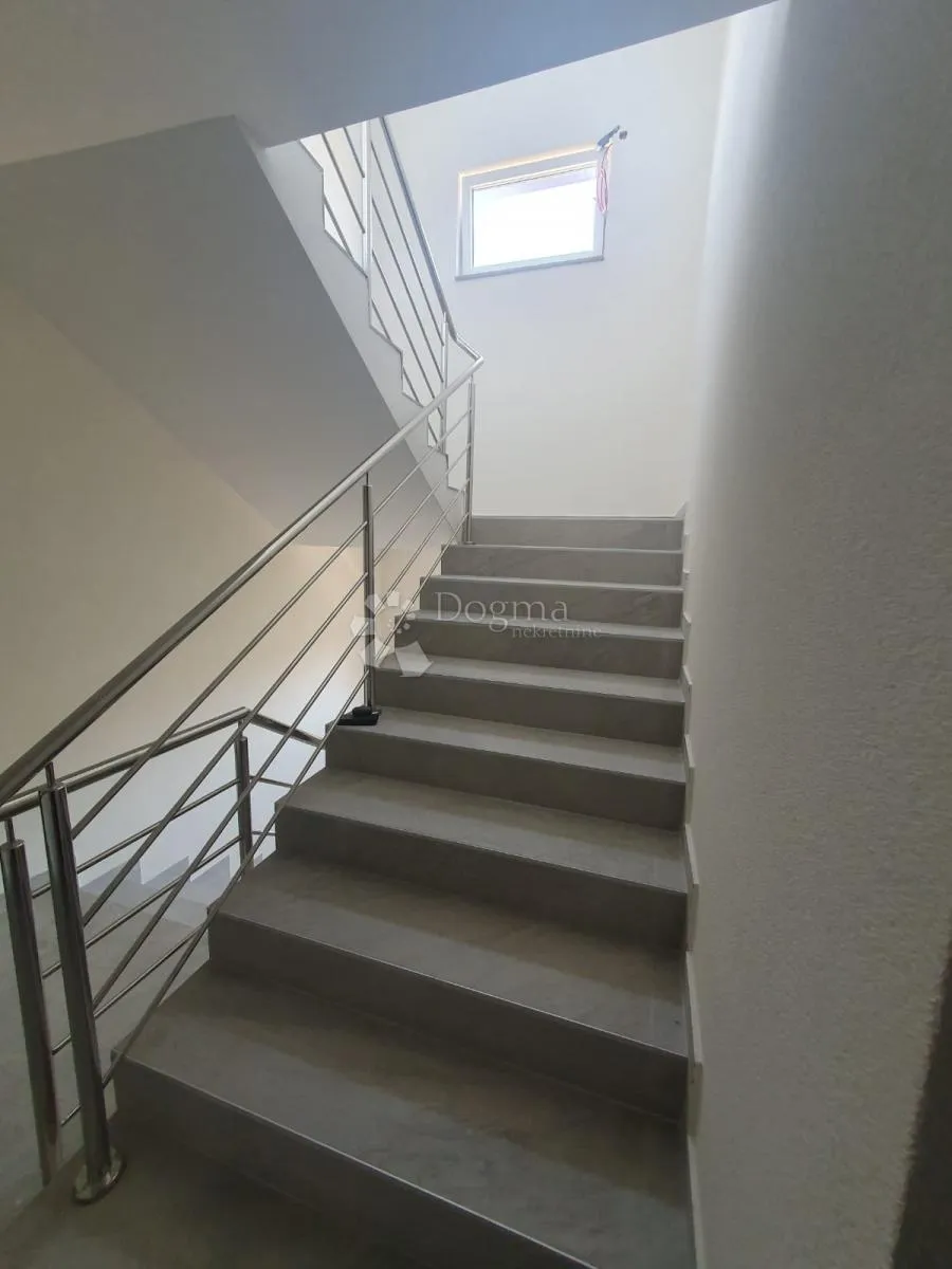 privlaka - moderan penthouse s4 sa krovnom terasom - slika 24