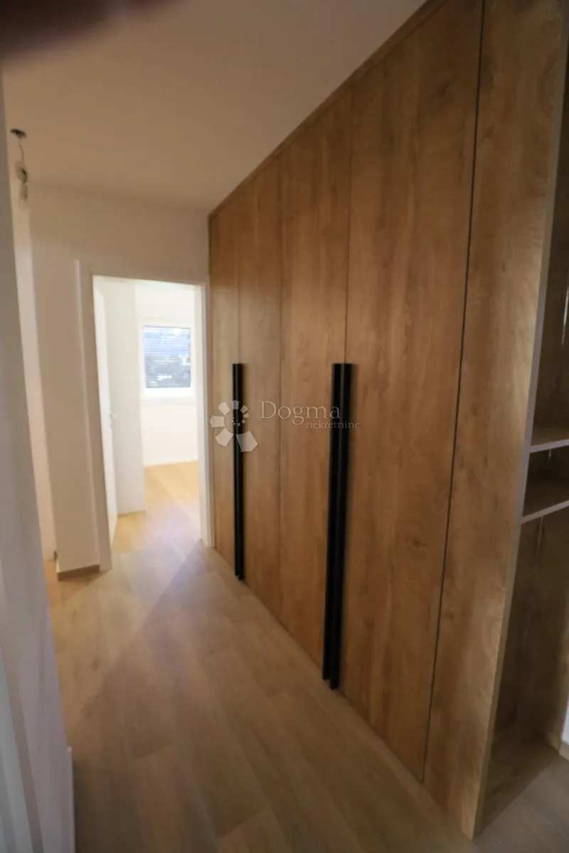 useljivi apartman kraj mora - slika 5