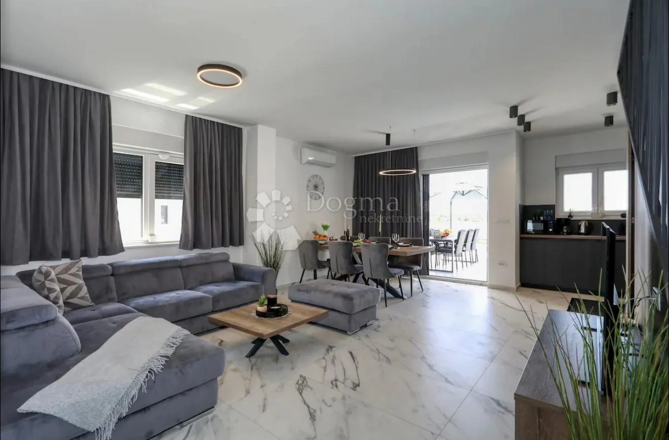 prekrasna duplex kuća s1 - vrsi - slika 2