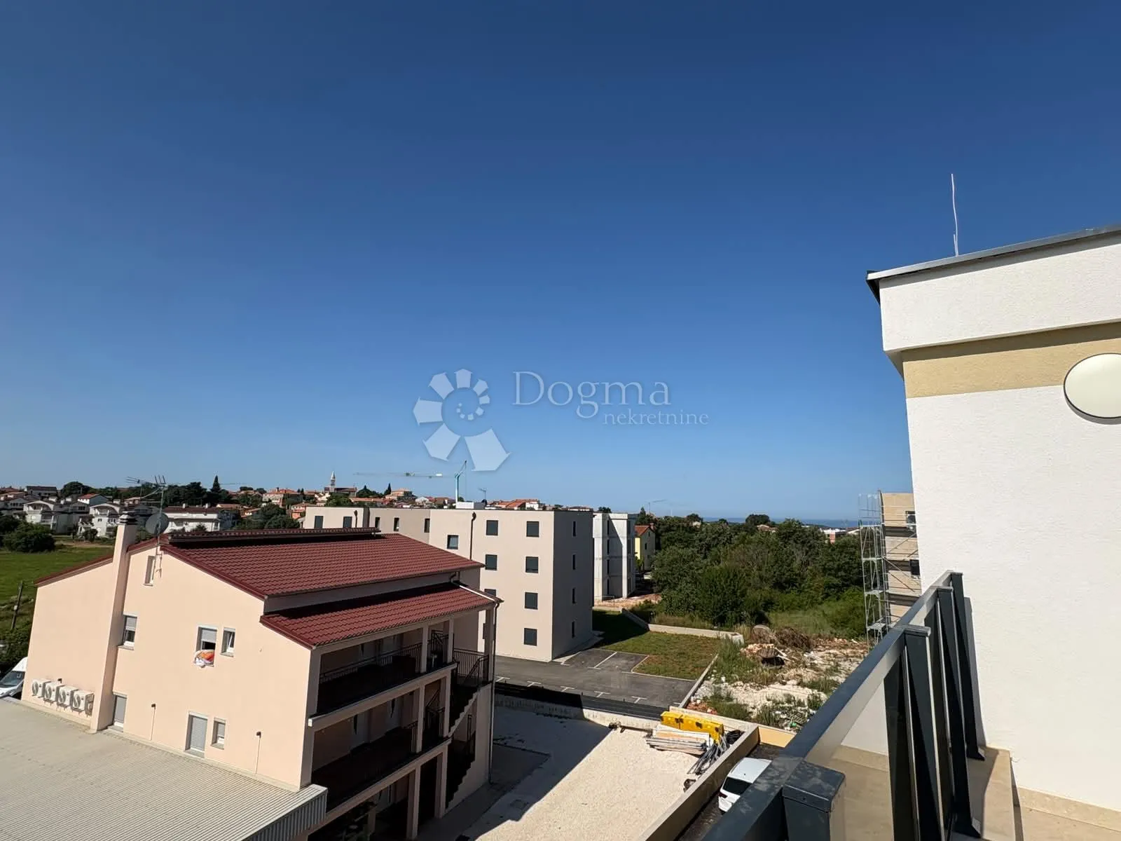 luksuzni penthouse s pogledom na more - slika 11