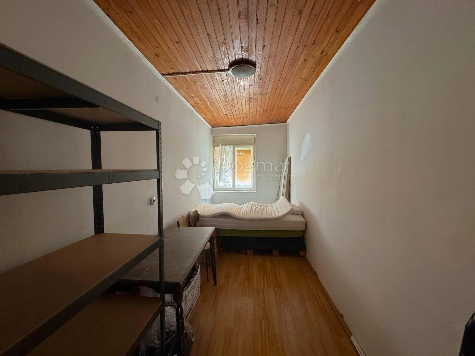 mala kuća, veliko zemljište – 1.422 m² mogućnosti u selniku - slika 5