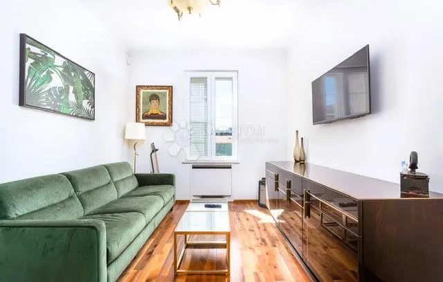 ekskluzivna vila na odličnoj lokaciji - slika 28