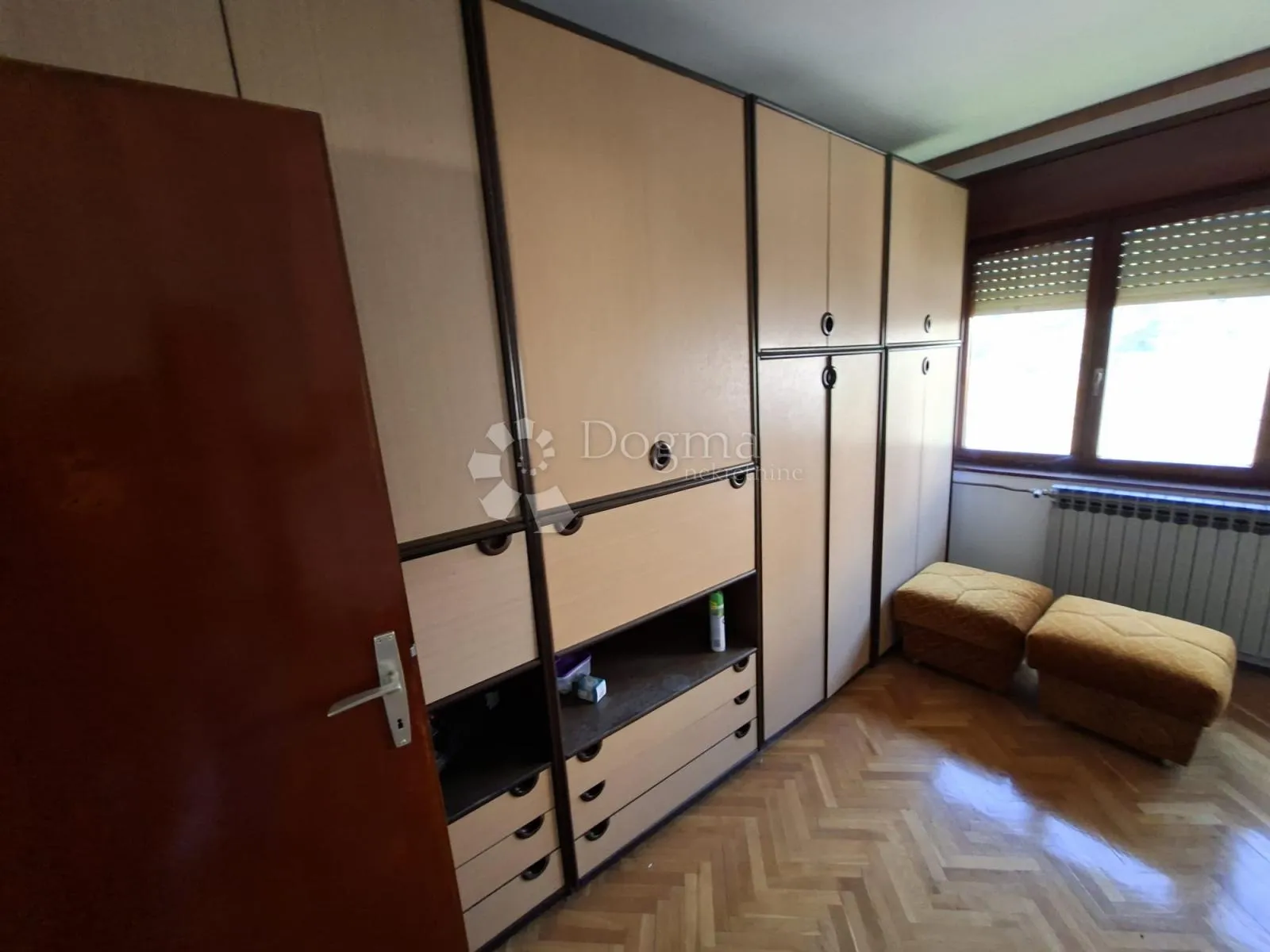 kuća 3 stana kustošija - slika 12