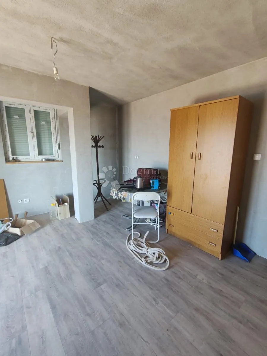 brodarica - kuća nadomak mora - slika 15