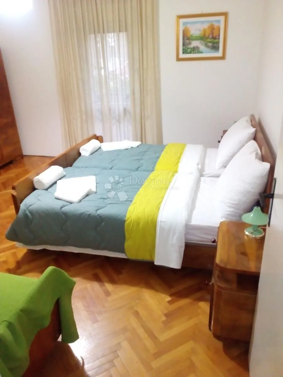 samostojeća kuća s velikom okućnicom – kaštel štafilić - slika 21