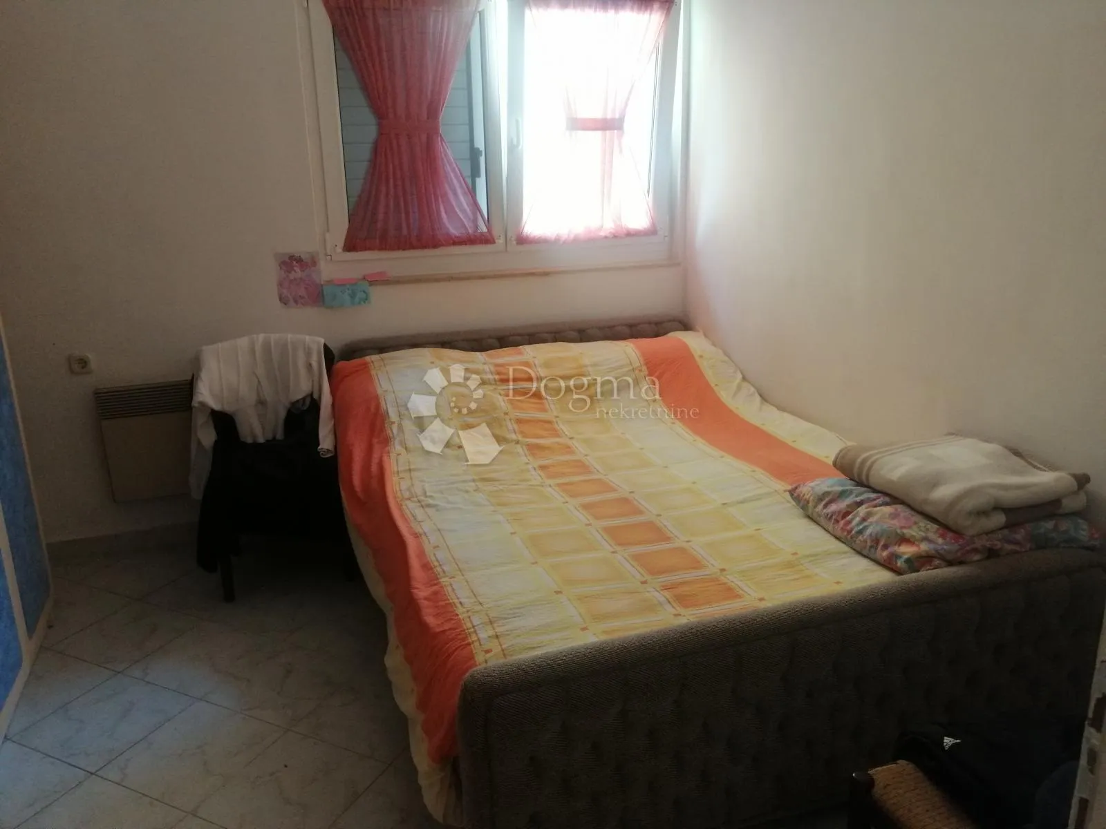 tribunj - kuća s 9 apartmana + građevinska parcela 418 m2 - slika 23