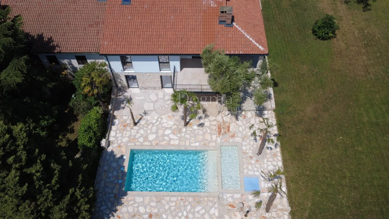 zambratija novo renovirana kuća sa bazenom - slika 7