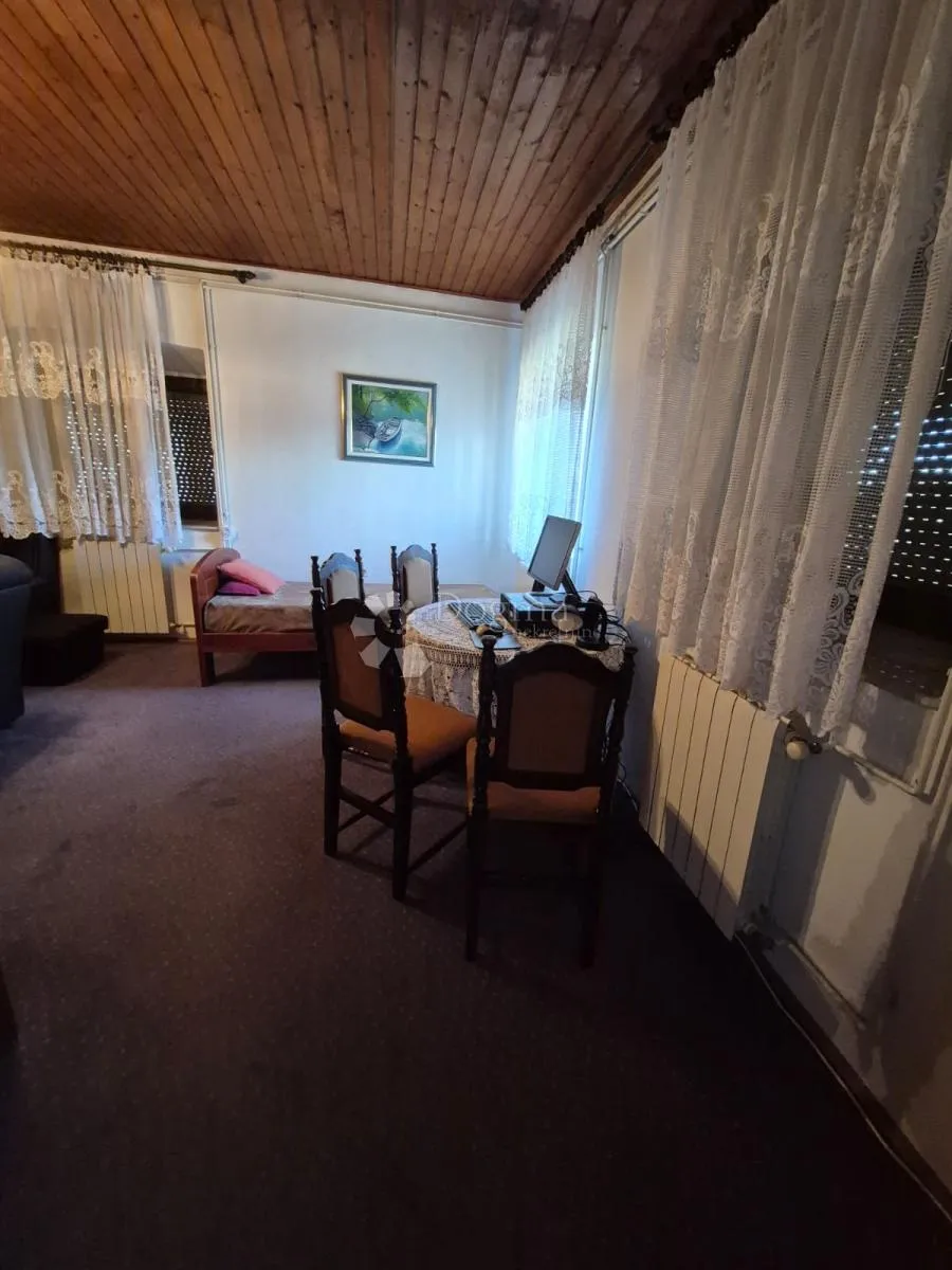 rubeši, kuća za najam radnika - slika 4