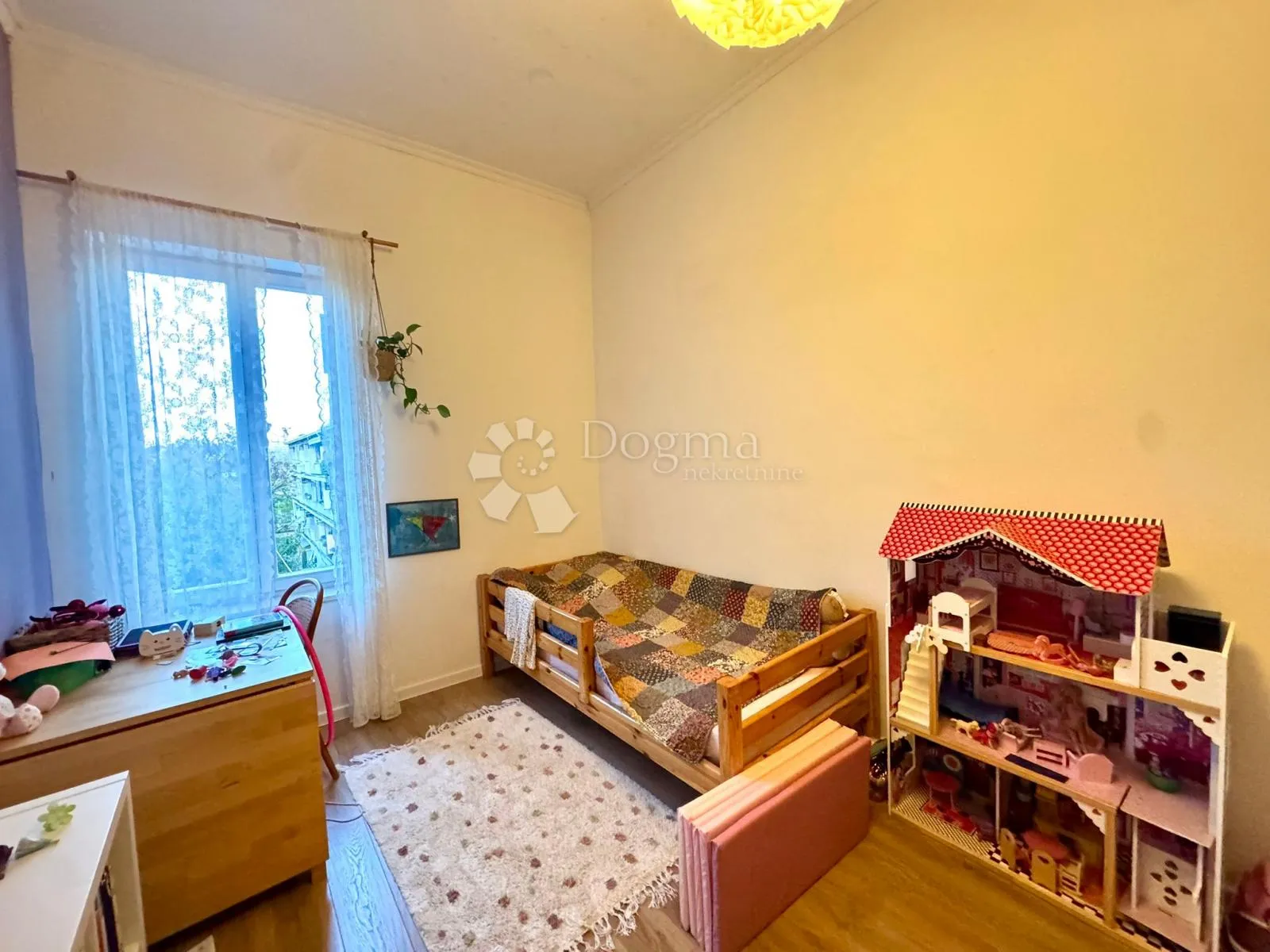 renovirani austrougraski stan, top lokacija - 81,14m2 - slika 15
