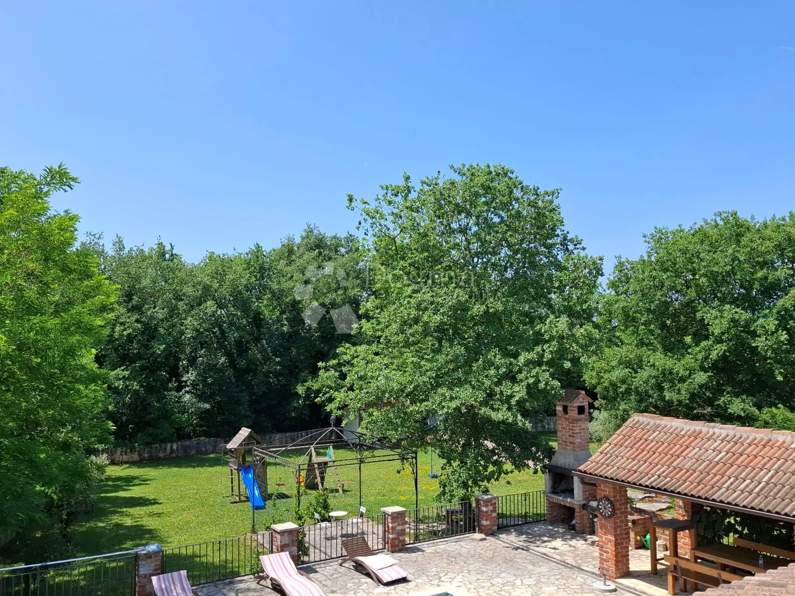 višnjan - kamena vila sa prostranom okućnicom - slika 33