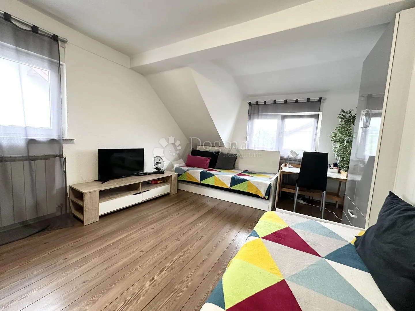 Investicijska prilika - 2 uređena stana u Čulincu ukupno 80m2 - Zagreb