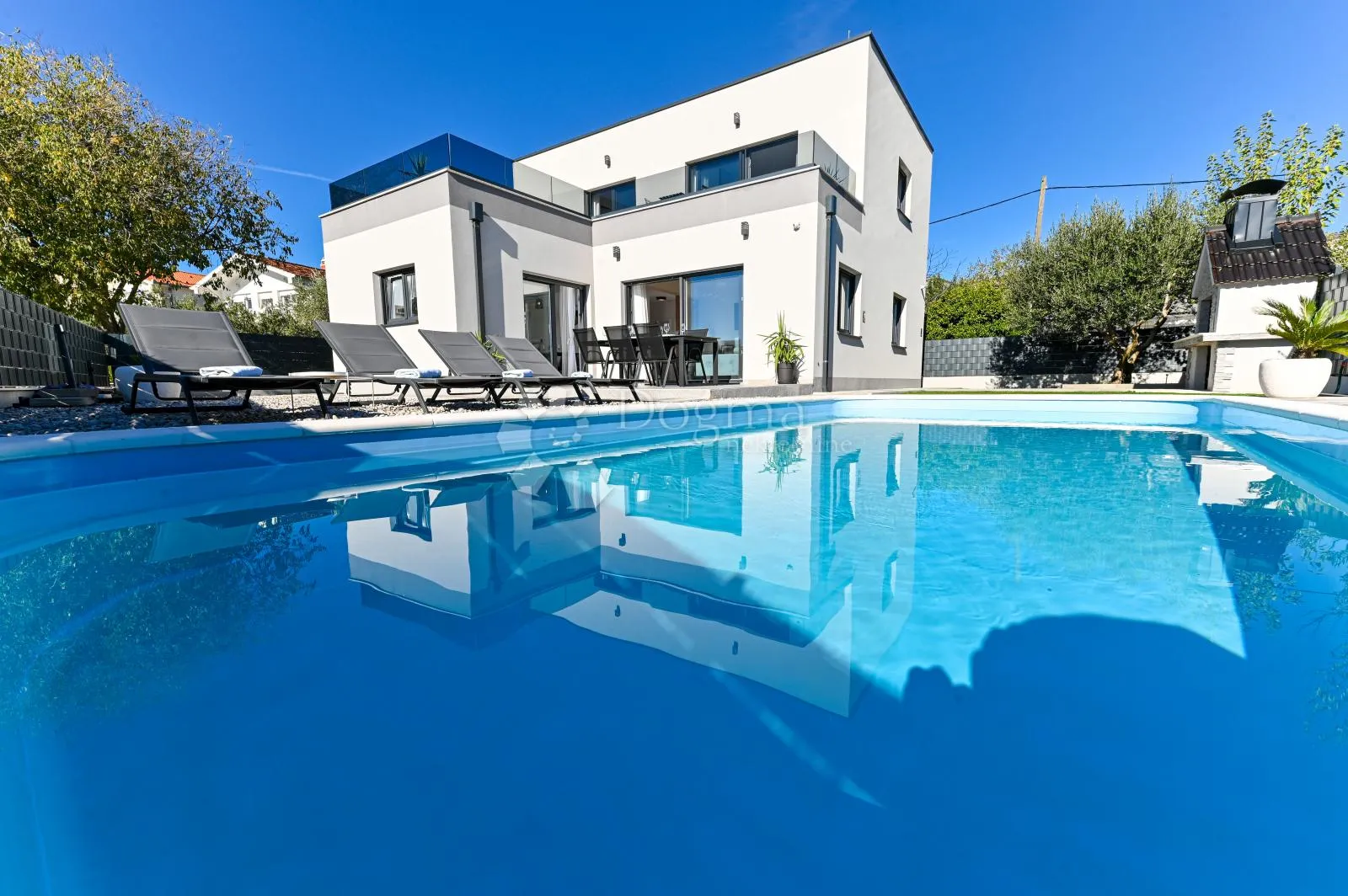 Moderna vila s bazenom i pogledom na more - Kaštel Novi, Kaštela
