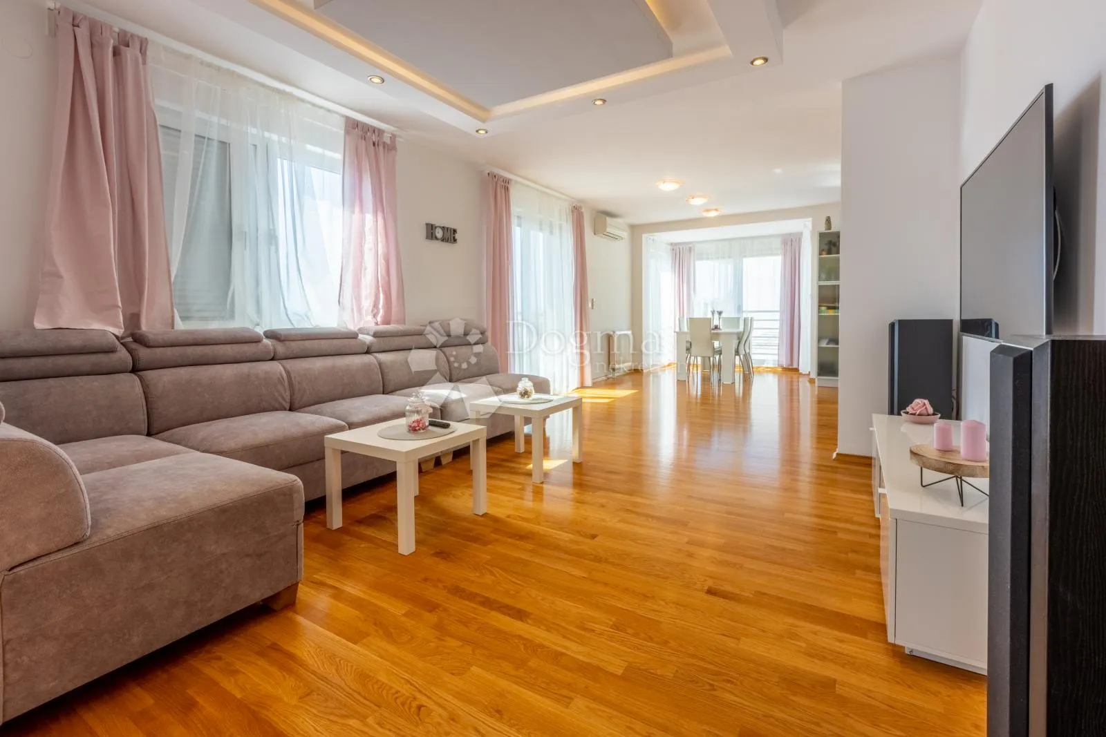 dvosoban stan /apartman u crikvenici! - slika 4