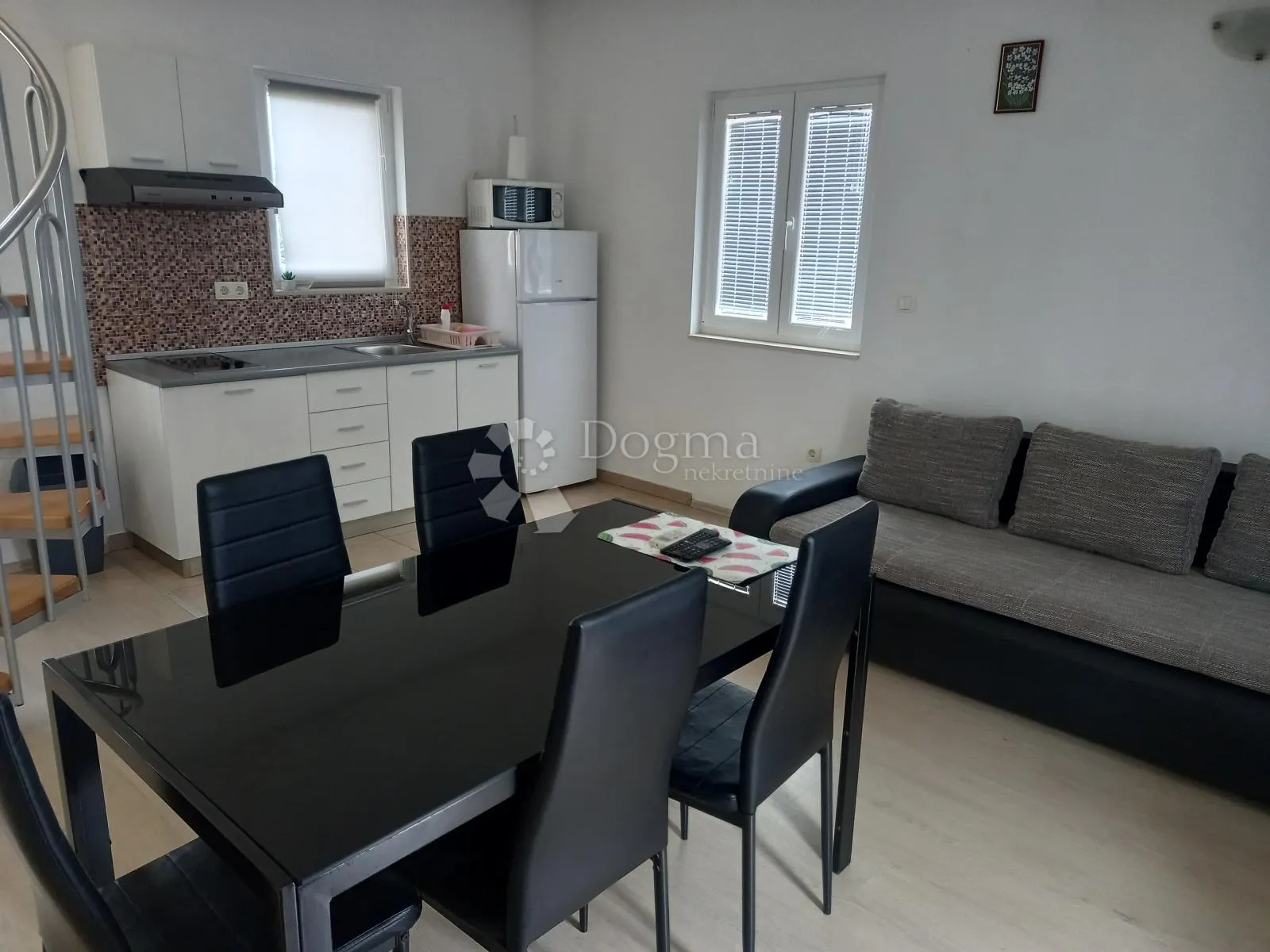 APARTMAN NIN-prvi red do mora - Zaton, Nin