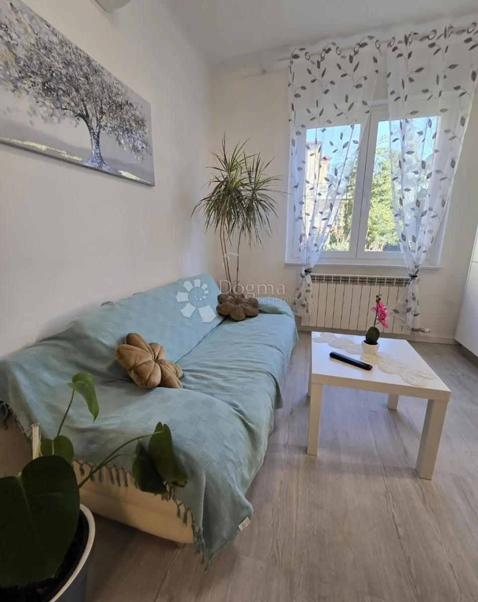bulevard: tek renovirani dvosobni stan s balkonom - slika 4