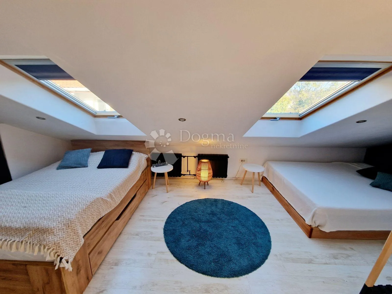 kostrena kuća sa 3 apartmana - slika 22
