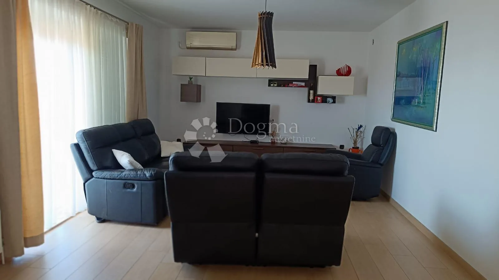 novi vinodolski, prekrasan stan 120 m2, bazen, parking, prilika ! - slika 2