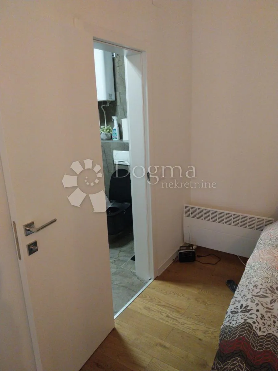 opatija -153m2,4skl u villi kompletno adaptiran - slika 5