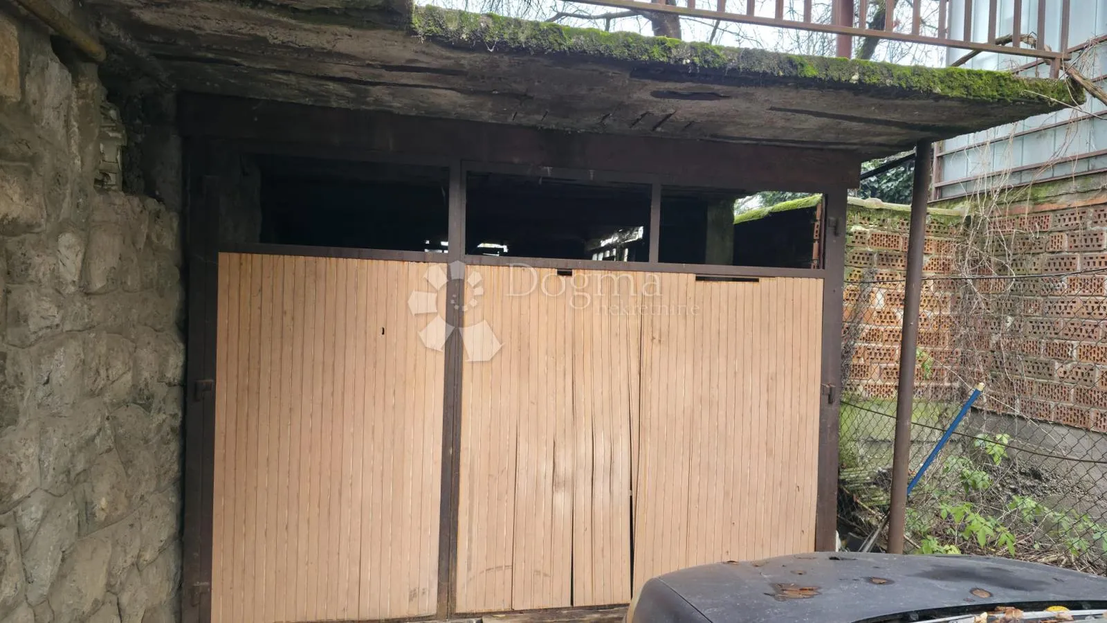 bjelovar, trg stjepana radića – kuća 280 m² s potencijalom za 3 stana! - slika 14