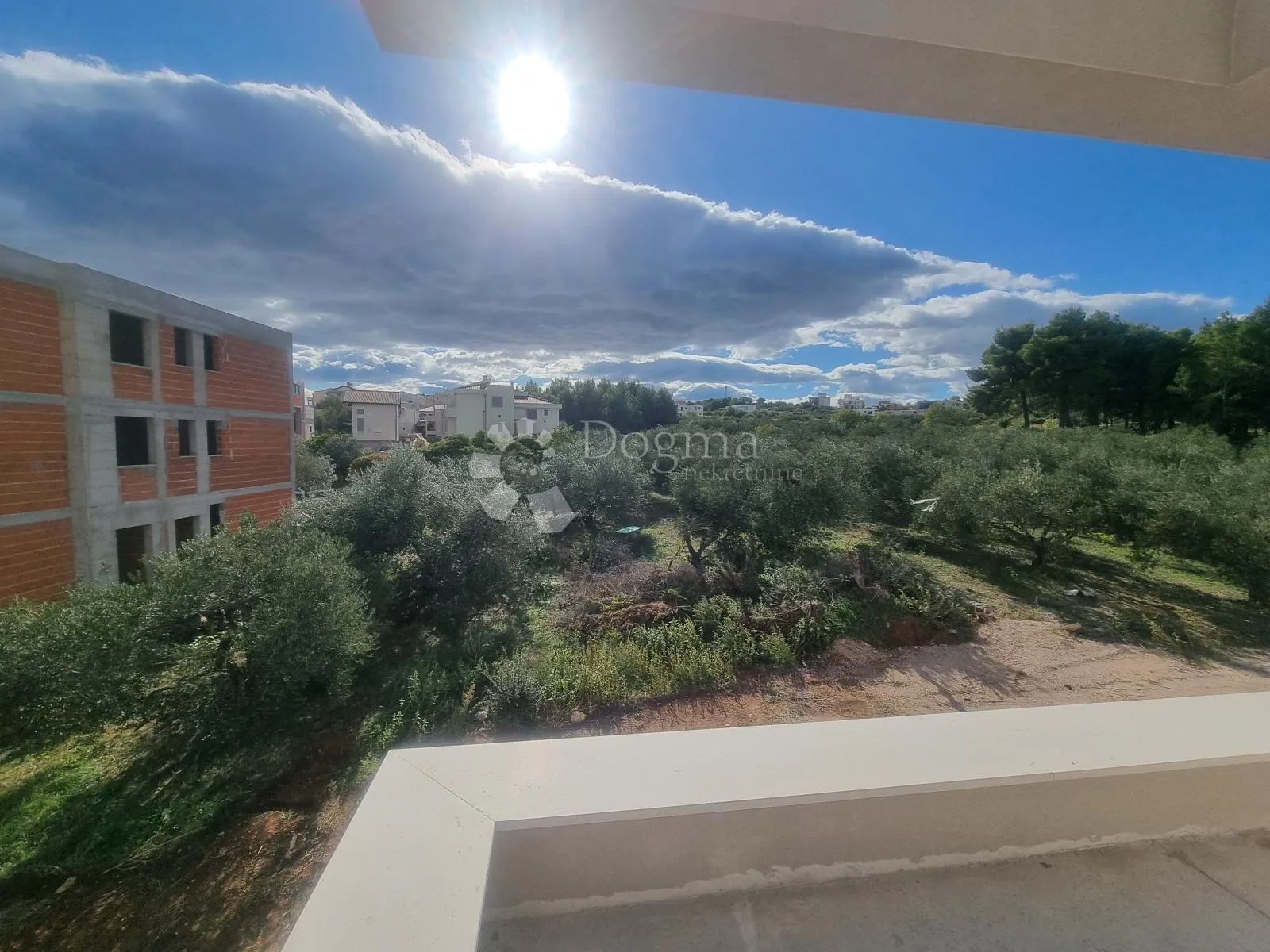 vodice - moderna villa s bazenom - slika 20