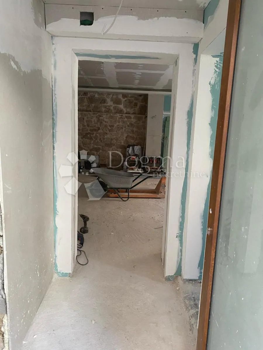 apartman u murteru - atraktivan lokacija - slika 12