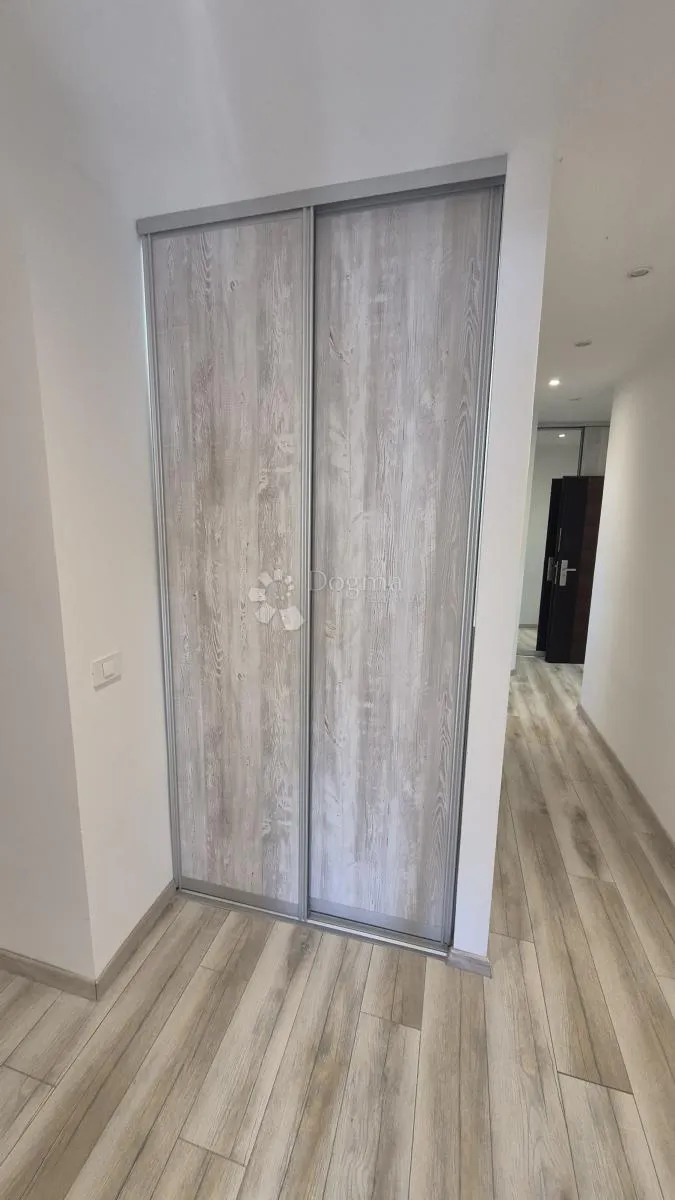 dvosobni stan u centru pule površine 72,83 m2 - slika 7