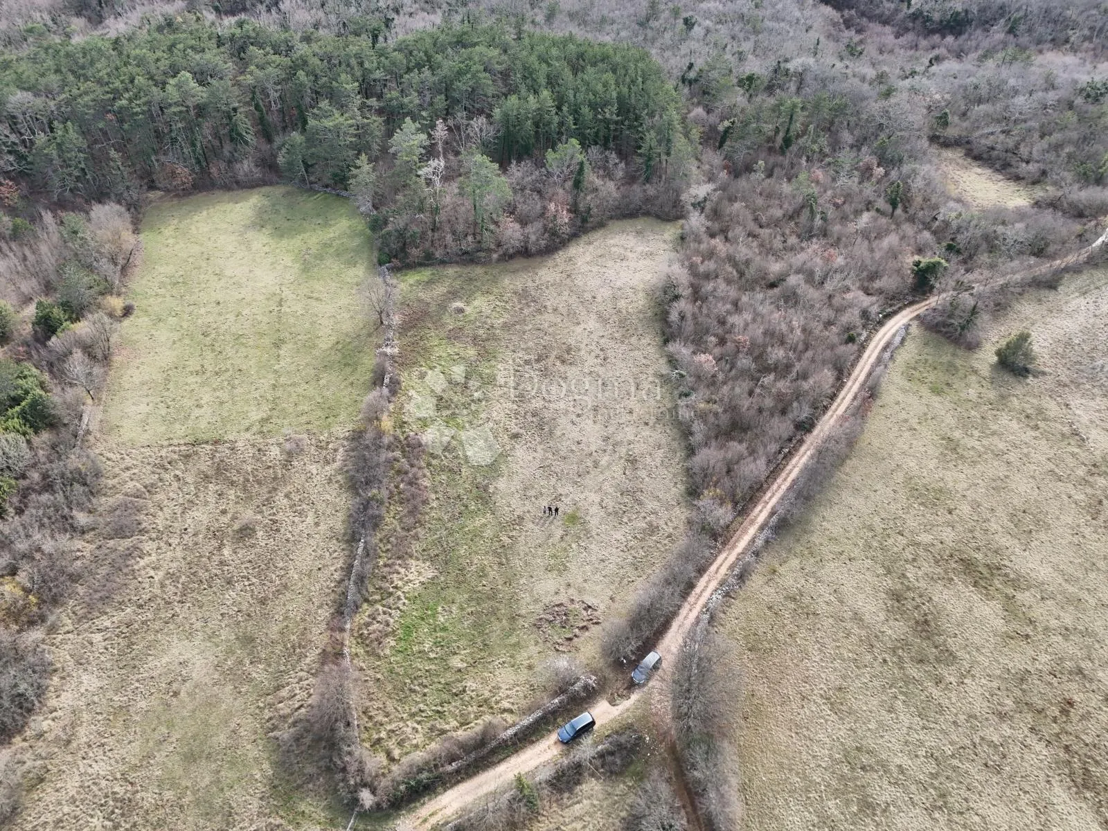 oaza u srcu prirode u manjadvorcima 4500m2 - slika 8