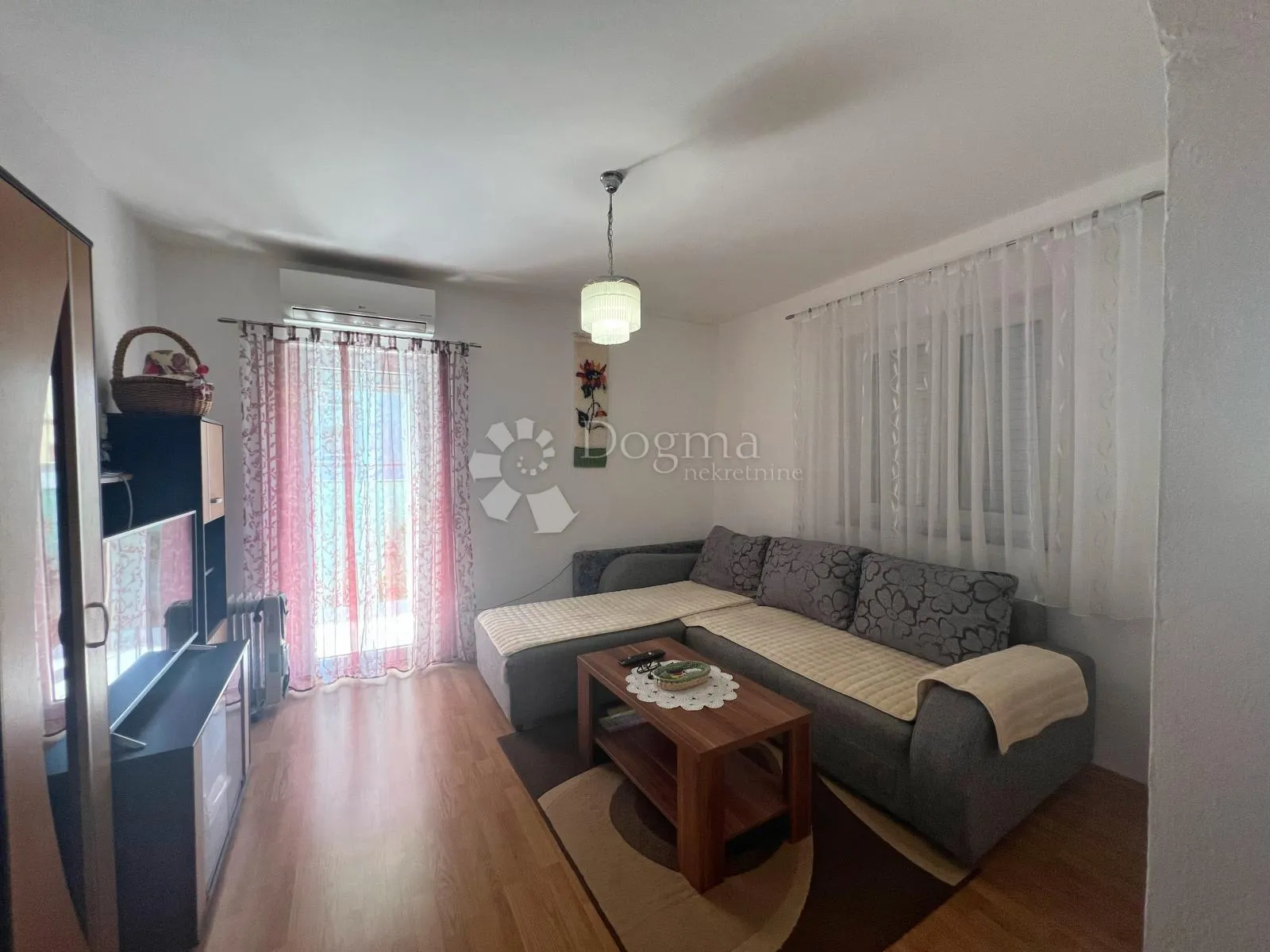 spuštena cijena!!!fažana, okolica! lijepa kuća sa dva stana - slika 3
