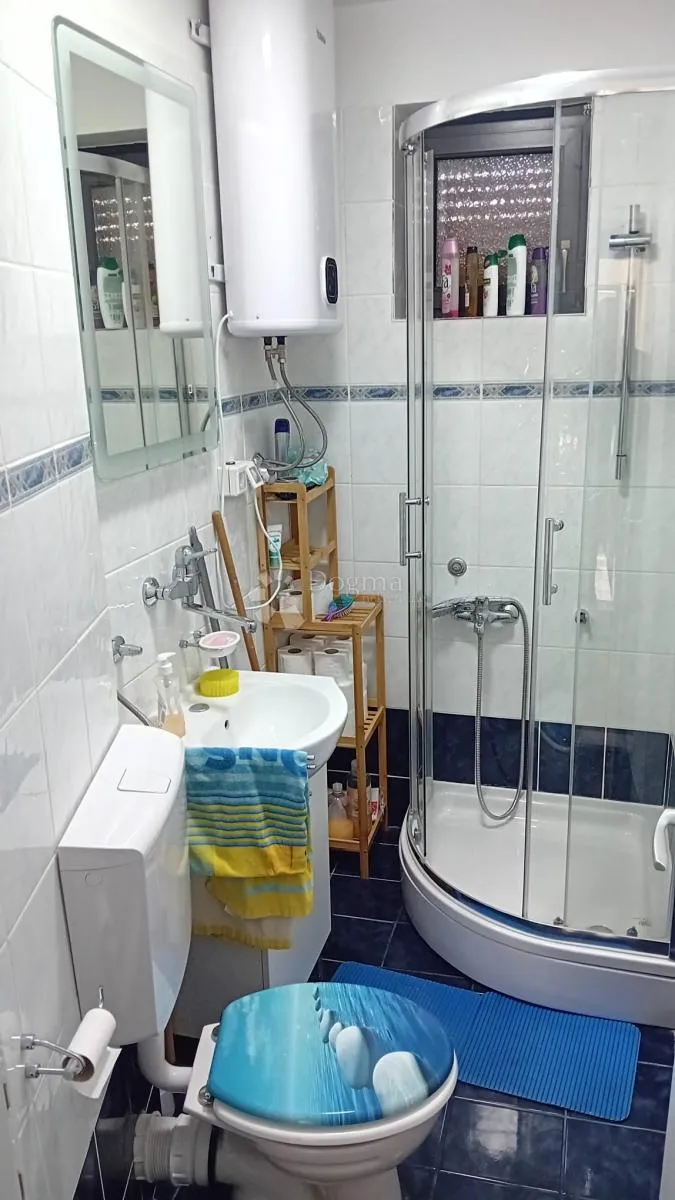prizna, kompletno uređen apartman na samo 150m od mora - slika 10