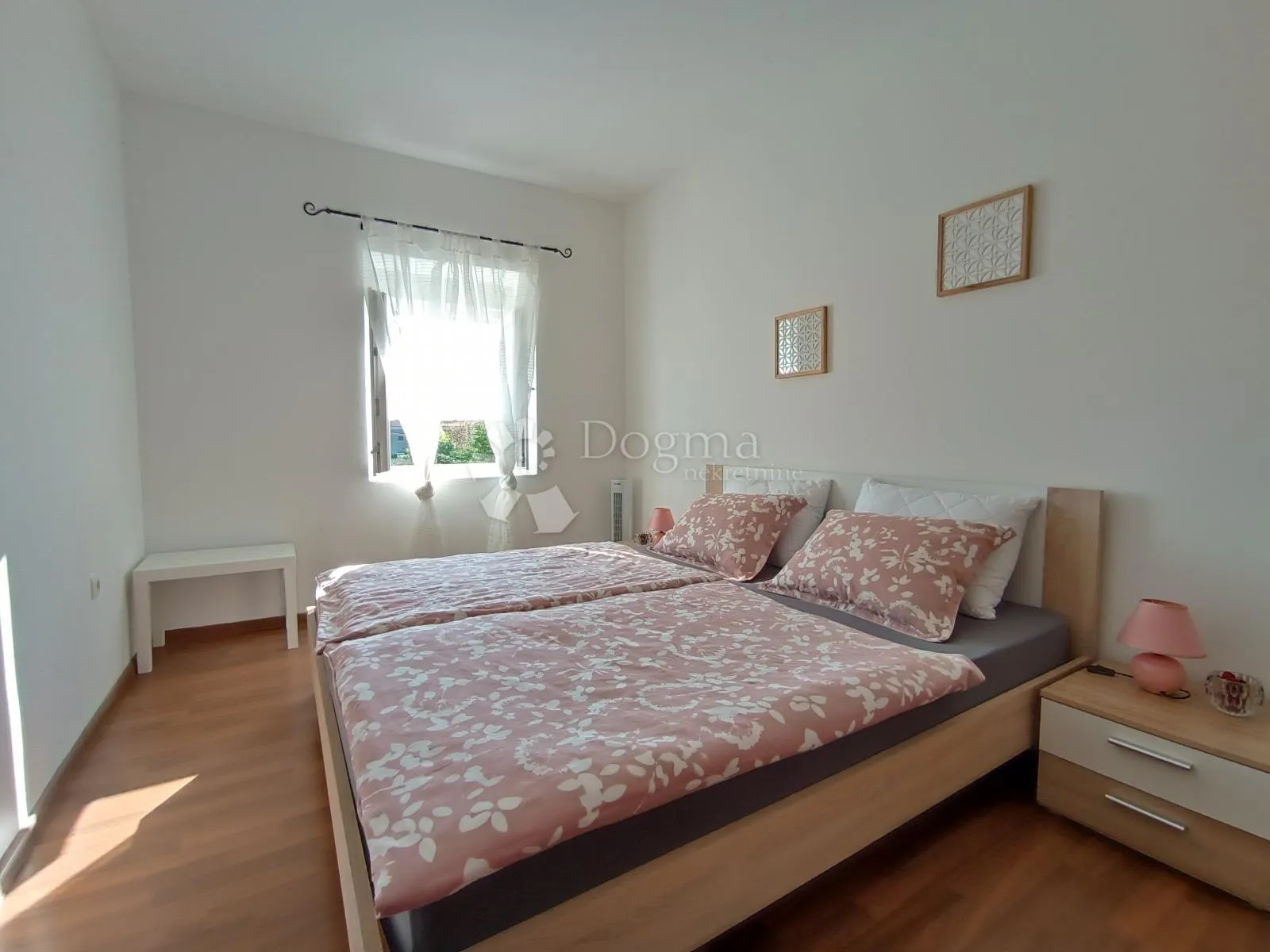 predivna kuća s bazenom - štokovci, svetvinčenat - slika 21