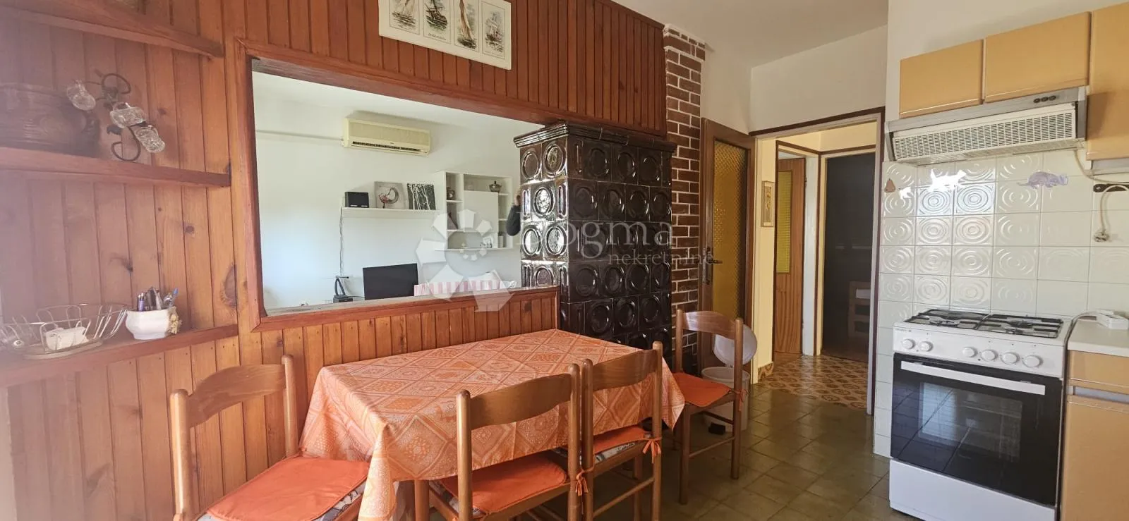 kuća sa 3 stana - slika 46