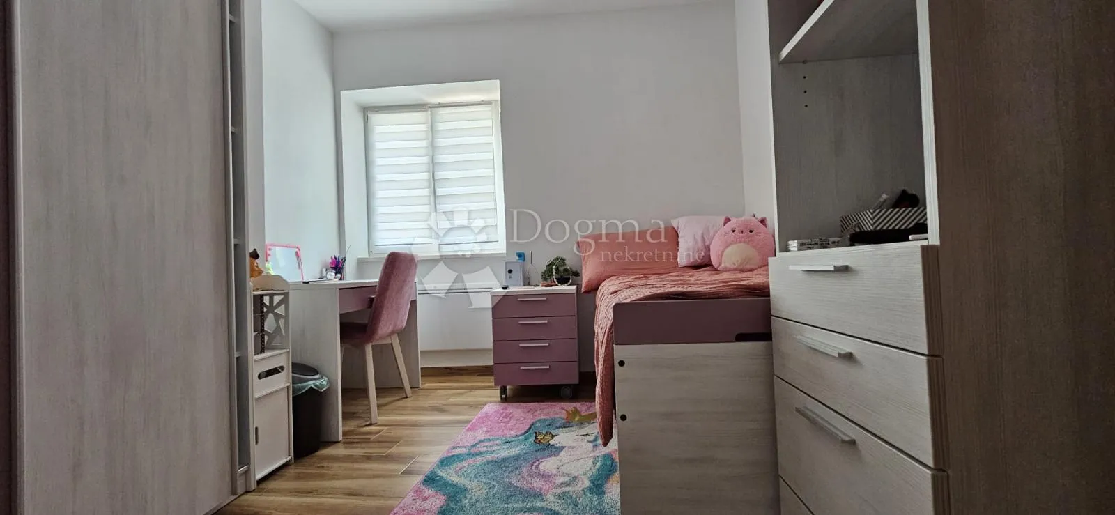novoadaptirana kuća - slika 24