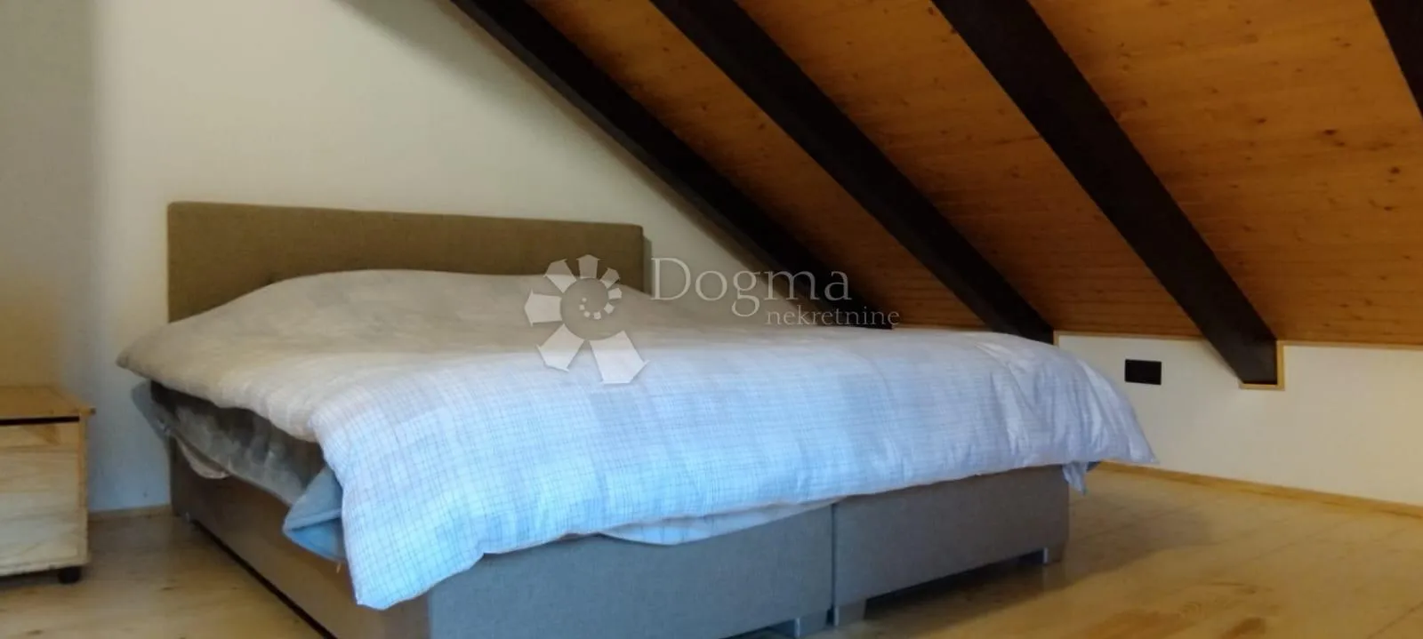 gorski kotar - planinska kuća na 20.000 m2 okućnice - slika 16