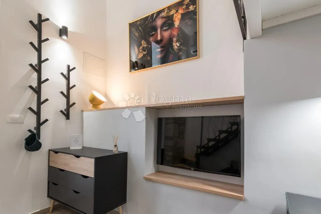 6 apartmana s bazenom u centru pule - slika 28