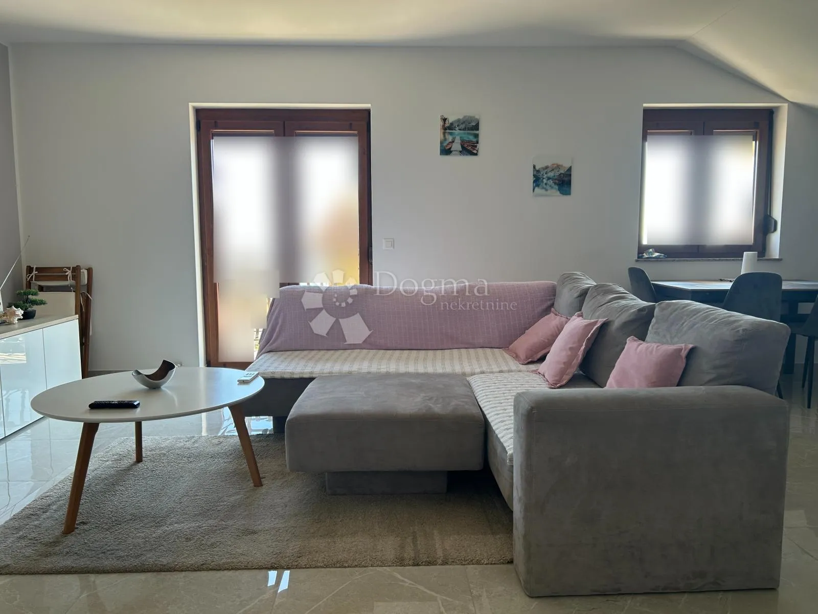 srdoči – 3s+db, etaža kuće, pogled more, balkon - slika 3