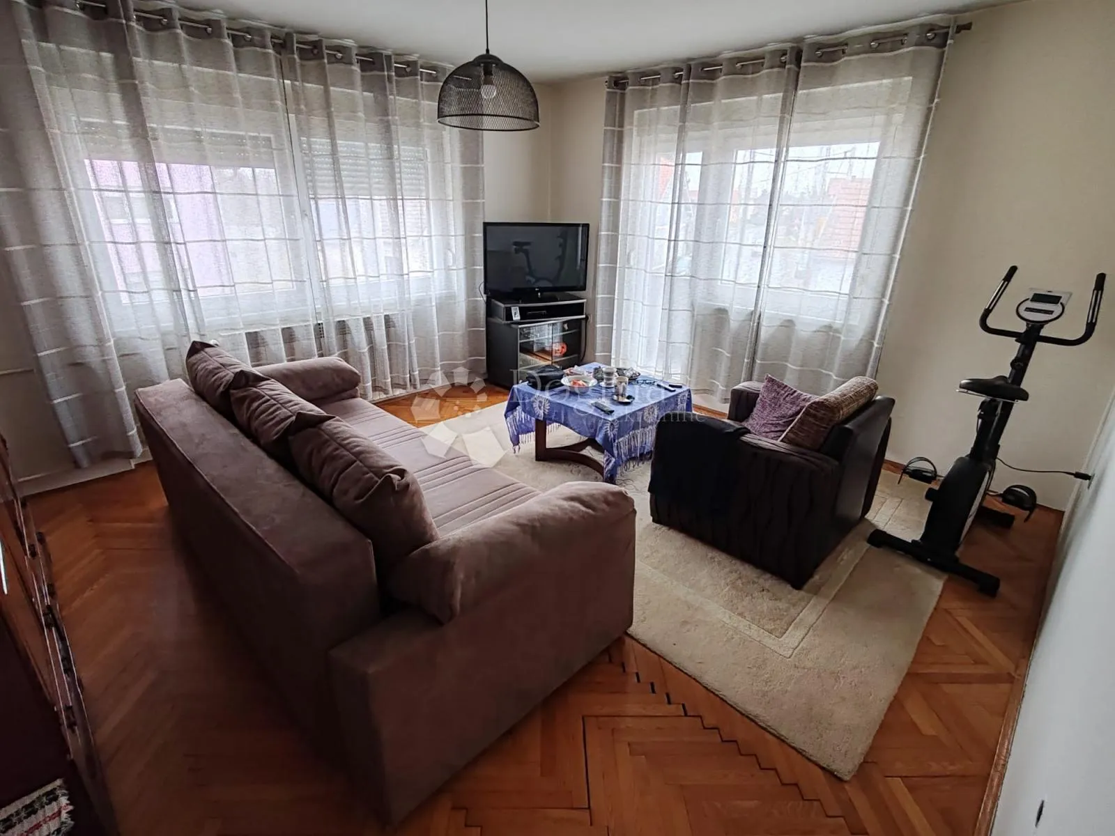 prostrana kuća u zbelavi – 339 m² na okućnici od 3604 m² - slika 14