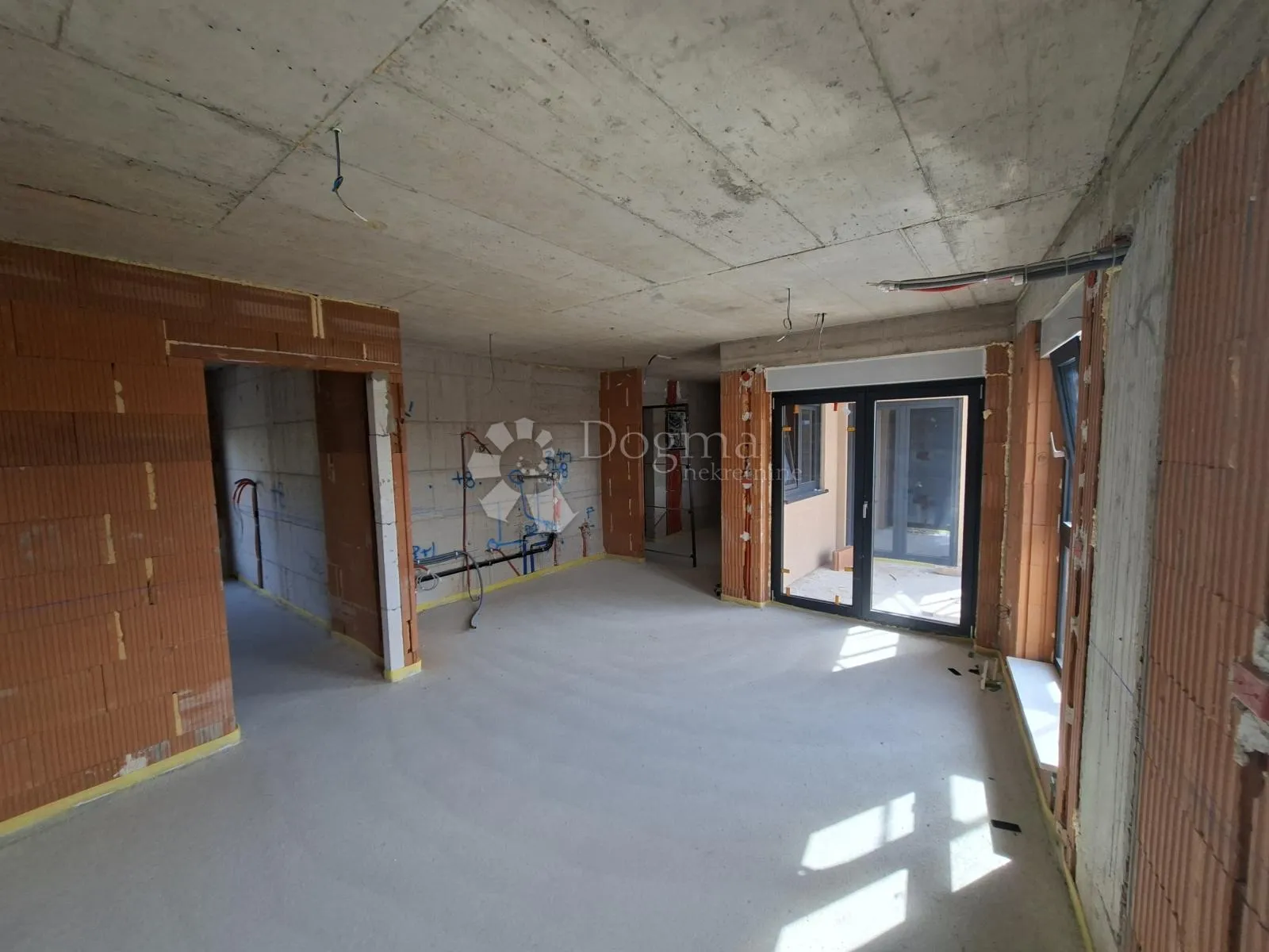 novogradnja pula centar - 61 m2, 2s+db, 1. kat a05 - slika 2