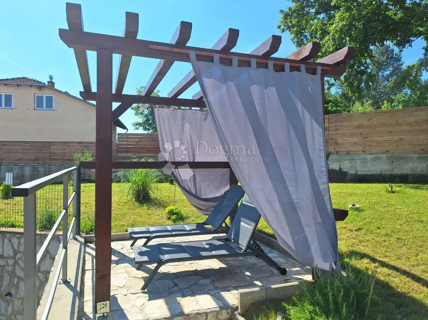 kuća čavle sa uhodanim turističkim najmom - slika 10
