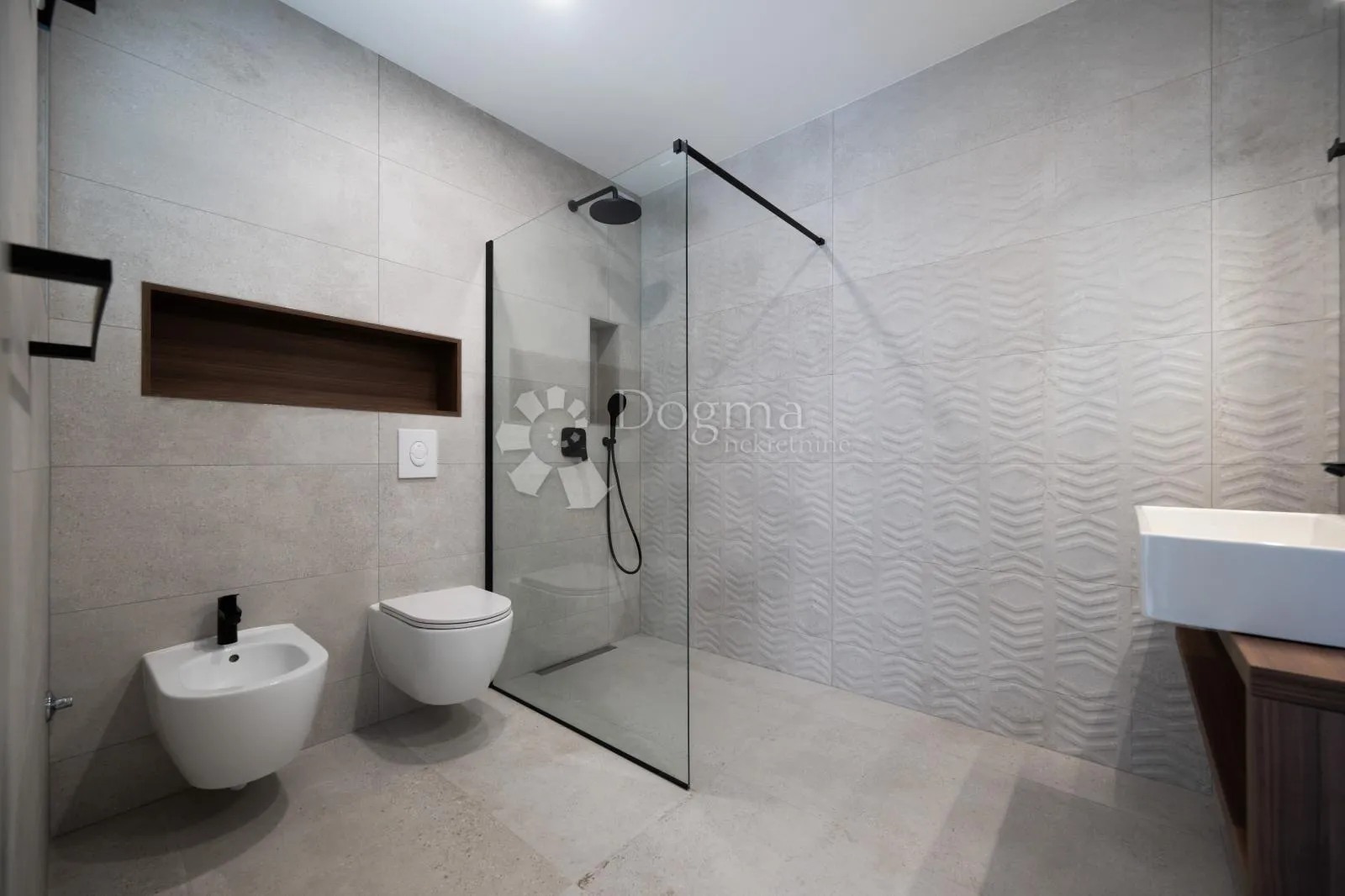 moderna luksuzna vila s bazenom, duplex ,namješteno!! - slika 11