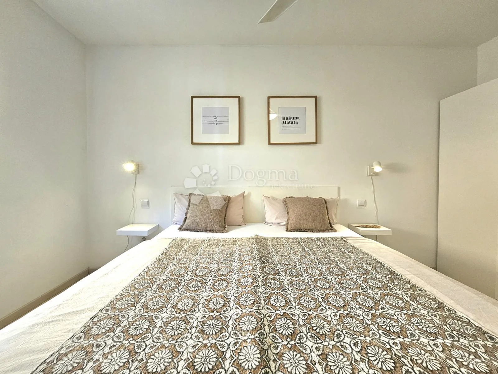 apartmanska kuća (4 jedinice) spremna za turizam - slika 19