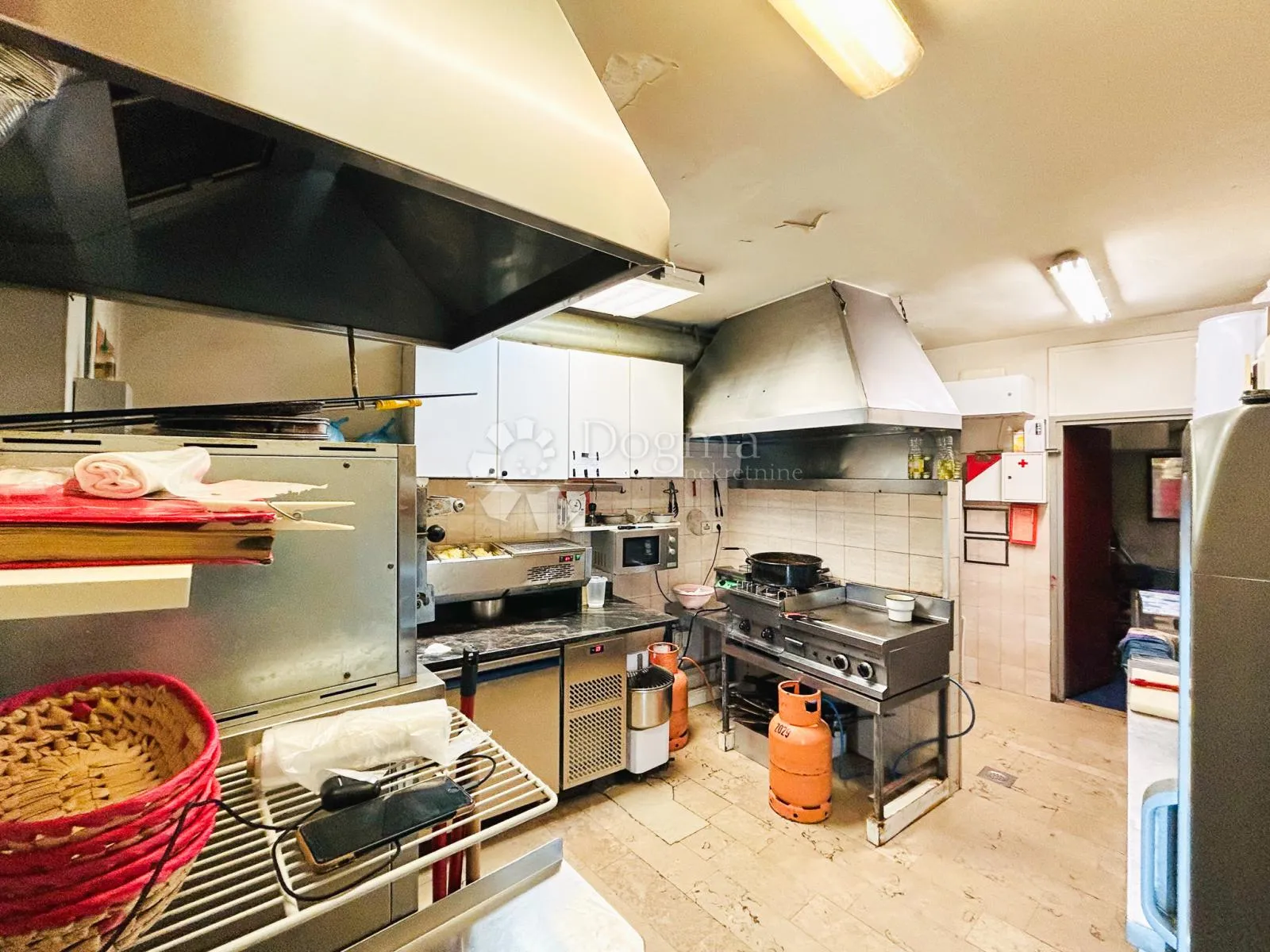 pizzeria-restoran u središtu istre - slika 12